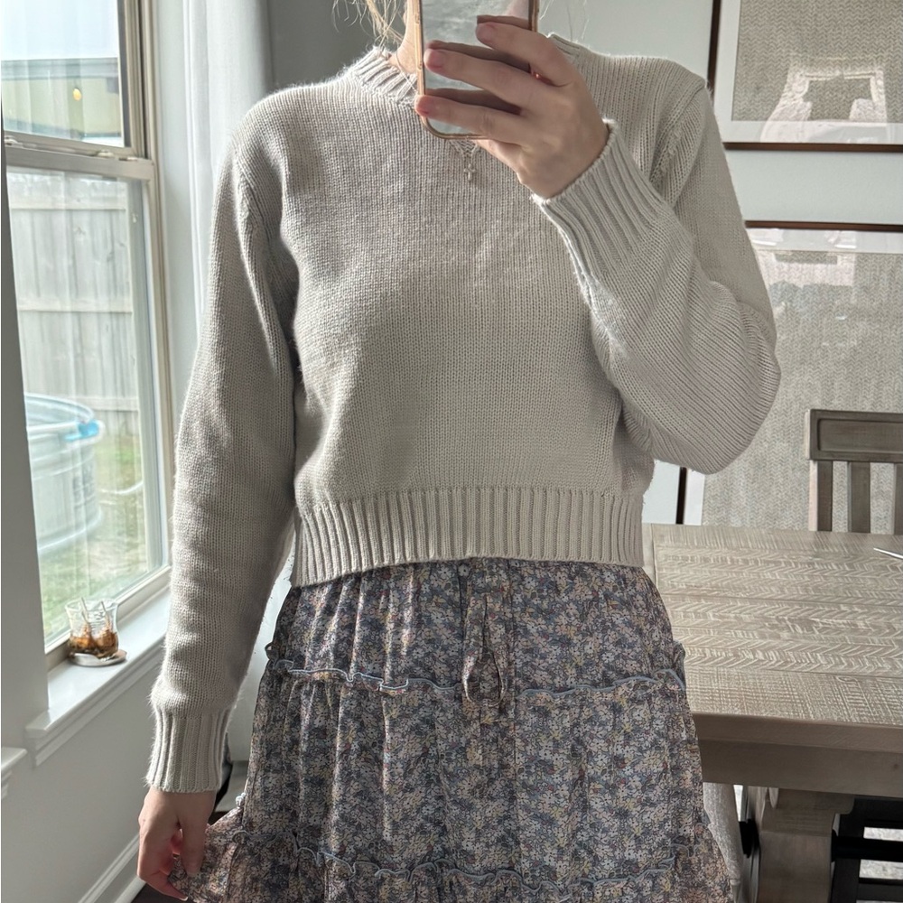 Women's Light Grey Crop Sweater - Picture 15 of 16
